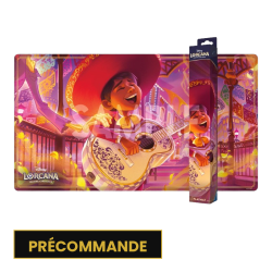 Playmat Disney Lorcana Chapitre 14 Hyperia City : Miguel en chapeau de mariachi jouant de la guitare, avec son étui illustré